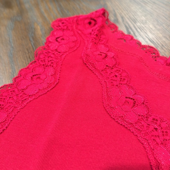 Karen Scott Laced Trimmed Tank. 1X - Picture 5 of 9